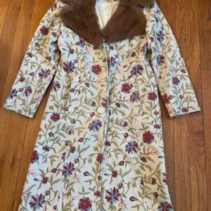 Vintage Michael Chan light weight wool coat -detachable fur collar-size 4